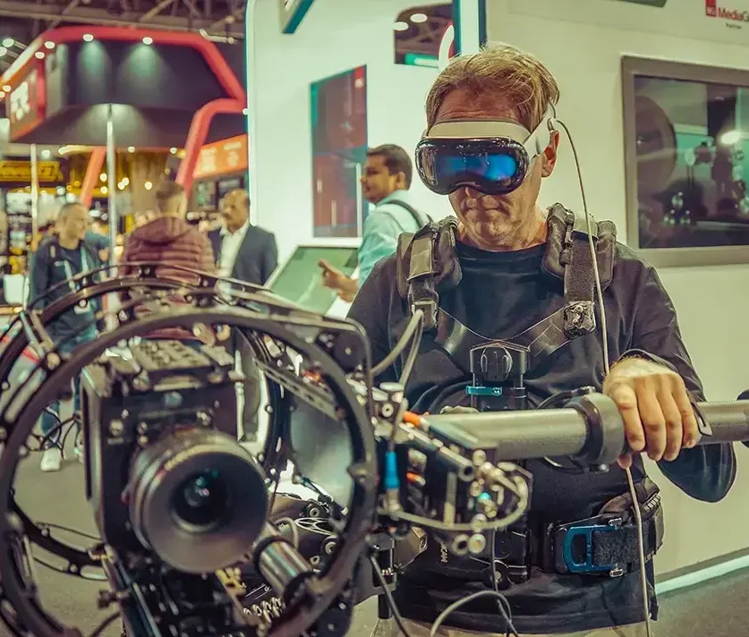 DOP Tom Lebaric operating ARRI Trinity Rig at CABSAT 2025 Dubai, captured by AK Studio – Expert Photography and Videography in Dubai